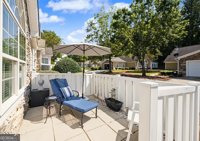 Listing Photo 4 - Condo for sale in building located at 245 Rehobeth Wy, Fayetteville, GA 30214