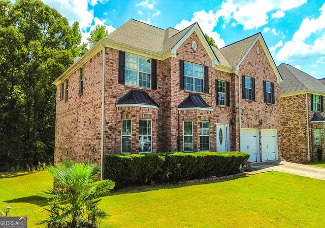 Photo 3 of Single family home for sale at 13158 Greywolf Ln, Covington, GA 30014 | MLS# 10844044 | Listing updated on 2026-09-15