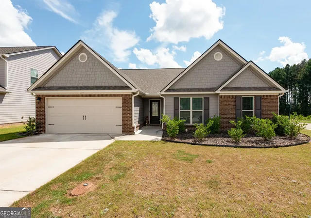 Photo 1 of Single family home for sale at 117 Pr Smith Blvd, Winder, GA 30680 | MLS# 10846462 | Listing updated on 2026-09-30