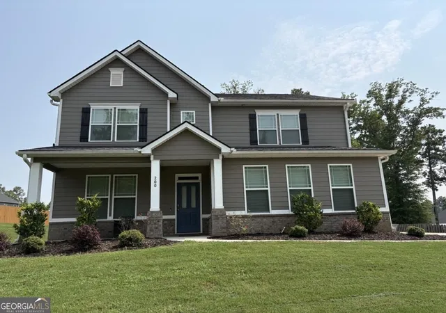 Photo 1 of Single family home for sale at 200 Darien Dr, Senoia, GA 30276 | MLS# 10849326 | Listing updated on 2026-10-02