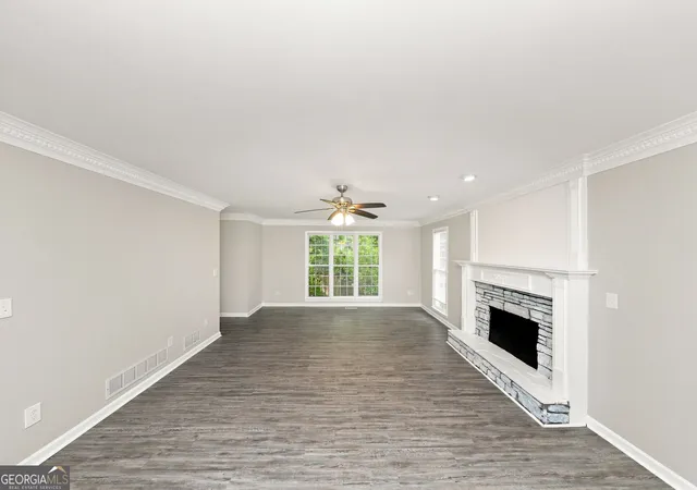 Photo 3 of Single family home for sale at 35 Kimball Ct, Douglasville, GA 30134 | MLS# 10853319 | Listing updated on 2026-10-09