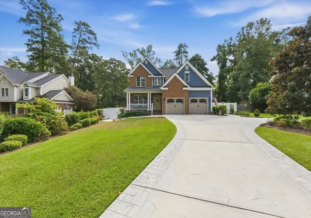 Photo 3 of Sale Pending at 131 Lokchapee Dr, Macon, GA 31210 | MLS# 10850653 | Listing updated on 2026-09-29