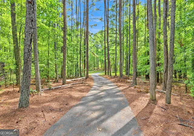 Photo 3 of Sale Pending at 415 W Mcintosh Rd, Brooks, GA 30205 | MLS# 10852977 | Listing updated on 2026-10-05