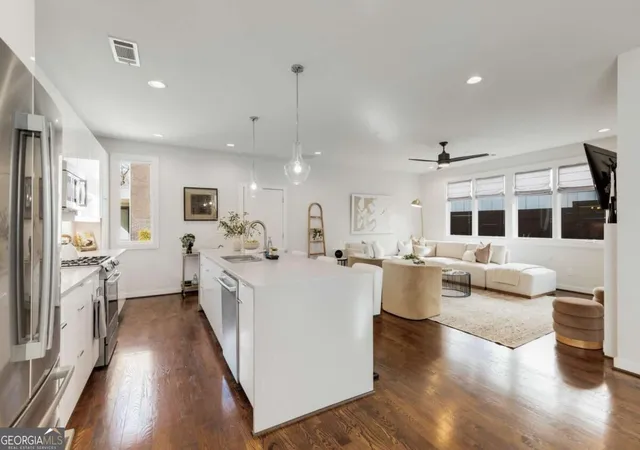 Photo 3 of Townhouse for sale at 205 Wilbur Ave Se #A, Atlanta, GA 30316 | MLS# 10838217 | Listing updated on 2026-09-16