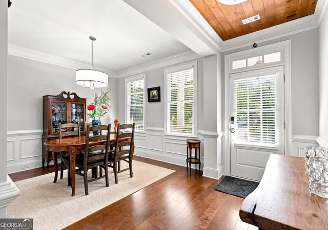 Photo 3 of Single family home for sale at 11715 Stratham Dr, Alpharetta, GA 30009 | MLS# 10838888 | Listing updated on 2026-09-17