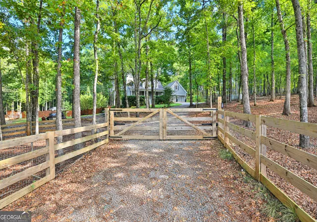 Photo 3 of Single family home for sale at 269 Grooms Rd, Fayetteville, GA 30215 | MLS# 10871873 | Listing updated on 2026-10-28