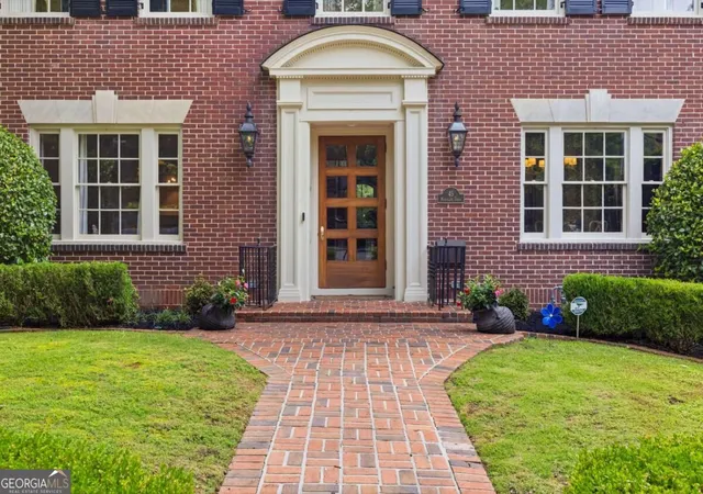 Photo 3 of Single family home for sale at 45 Montclair Dr Ne, Atlanta, GA 30309 | MLS# 10849772 | Listing updated on 2026-10-04