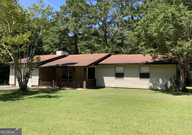 Photo 2 of Single family home for sale at 42 Skylark Ln, Jonesboro, GA 30238 | MLS# 10843584 | Listing updated on 2026-10-29