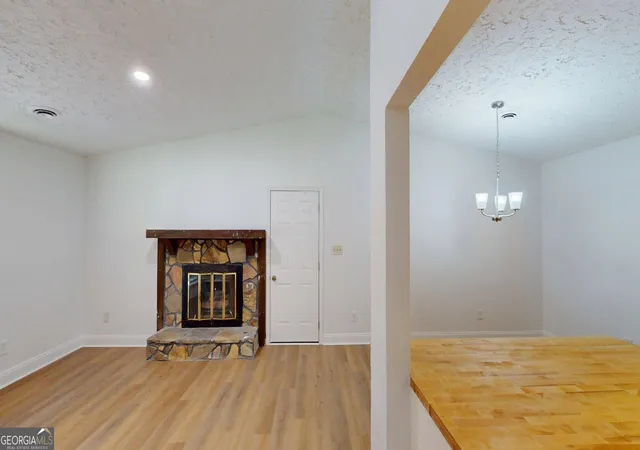 Photo 3 of Single family home for sale at 42 Skylark Ln, Jonesboro, GA 30238 | MLS# 10843584 | Listing updated on 2026-10-29