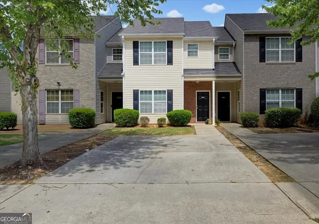 Photo 2 of Townhouse for sale at 2340 Marlin Dr, Mcdonough, GA 30253 | MLS# 10844324 | Listing updated on 2026-09-11