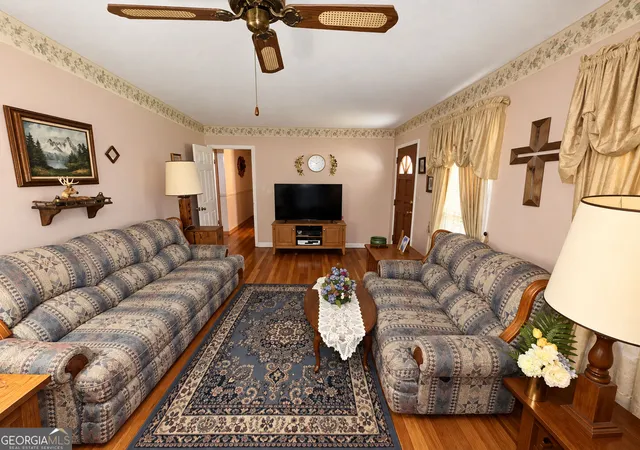 Photo 3 of Single family home for sale at 4775 Bennett St, Austell, GA 30106 | MLS# 10880755 | Listing updated on 2026-10-29