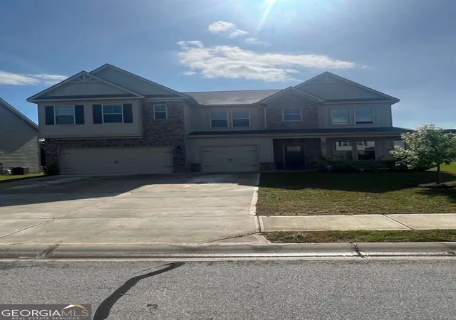 Photo 2 of Single family home for sale at 1734 Cadence St, Locust Grove, GA 30248 | MLS# 10841428 | Listing updated on 2026-09-07