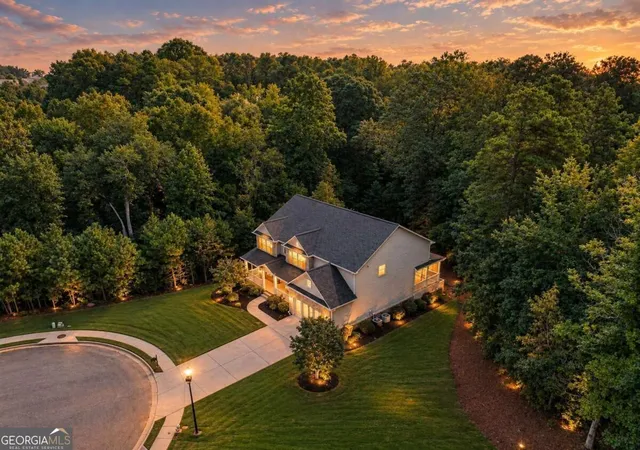 Photo 2 of Single family home for sale at 3930 Ivy Lawn Ct, Buford, GA 30519 | MLS# 10846864 | Listing updated on 2026-10-09