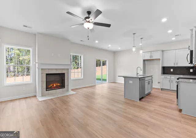 Photo 2 of Single family home for sale at 1050 Sun Valley Ct #C60, Macon, GA 31211 | MLS# 10741573 | Listing updated on 2026-09-24