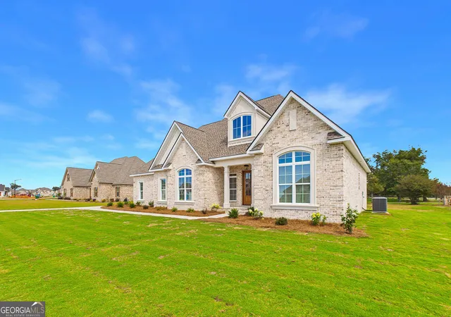 Photo 4 of Single family home for sale at 100 Pridgen Pass, Perry, GA 31069 | MLS# 10701491 | Listing updated on 2026-10-02