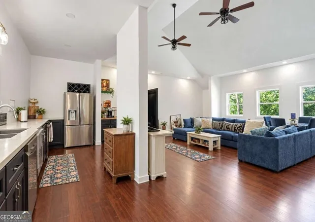 Photo 4 of Single family home for sale at 300 Pine Dr, Dahlonega, GA 30533 | MLS# 10853332 | Listing updated on 2026-10-07