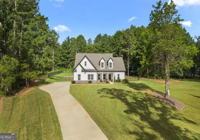 Photo 2 of Single family home for sale at 105 Capps Ln, Eatonton, GA 31024 | MLS# 10845220 | Listing updated on 2026-09-27