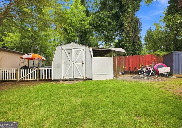 Photo 4 of Single family home for sale at 1517 Lee Ave, Oxford, AL 36203 | MLS# 10838614 | Listing updated on 2026-09-16