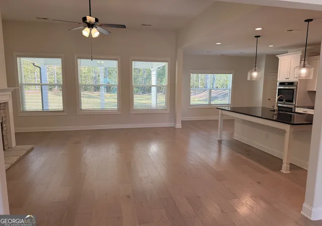 Photo 4 of Single family home for sale at 9455 Glacial Ln, Fairburn, GA 30213 | MLS# 10877048 | Listing updated on 2026-10-26
