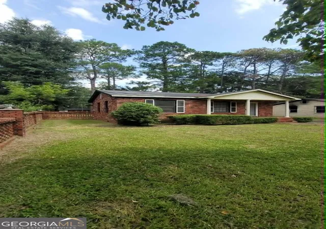 Photo 3 of Single family home for sale at 917 Odom Ave, Albany, GA 31701 | MLS# 10832611 | Listing updated on 2026-10-04