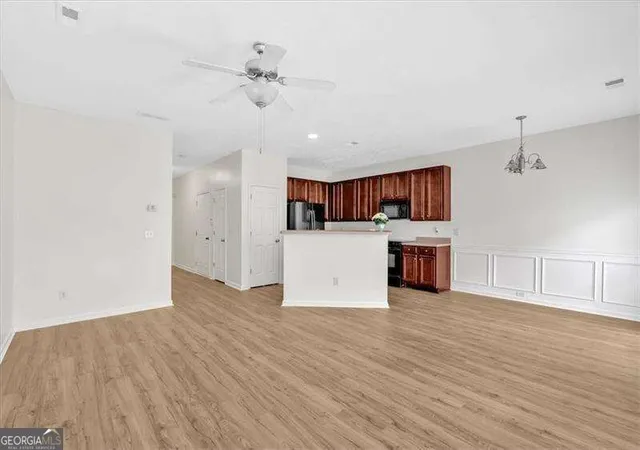 Photo 4 of Townhouse for sale at 2555 Flat Shls Rd #1104, College Park, GA 30349 | MLS# 10837208 | Listing updated on 2026-09-15