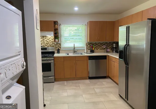 Photo 4 of Single family home for sale at 3742 Turner Heights Dr, Decatur, GA 30032 | MLS# 10831400 | Listing updated on 2026-09-06