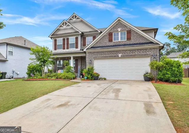 Photo 2 of Single family home for sale at 4035 Rolling Rock Trl, Cumming, GA 30028 | MLS# 10844238 | Listing updated on 2026-09-11