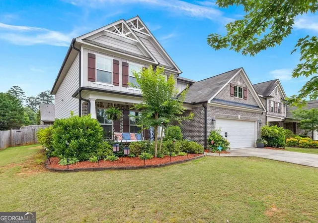 Photo 3 of Single family home for sale at 4035 Rolling Rock Trl, Cumming, GA 30028 | MLS# 10844238 | Listing updated on 2026-09-11