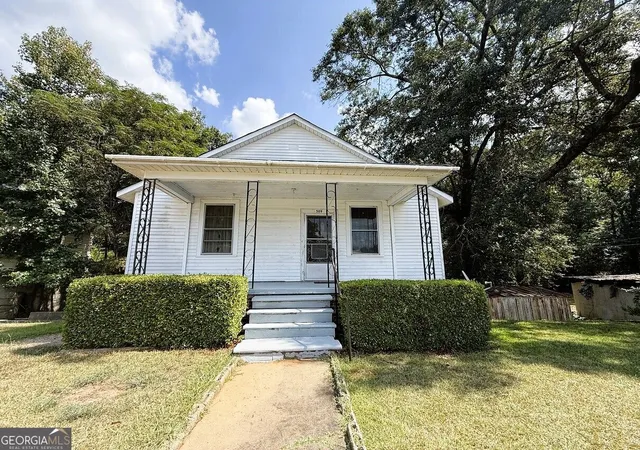 Photo 1 of Sale Pending at 509 Shelton Ave, Elberton, GA 30635 | MLS# 10852468 | Listing updated on 2026-10-01