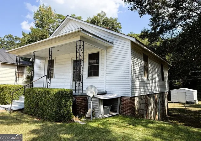 Photo 2 of Sale Pending at 509 Shelton Ave, Elberton, GA 30635 | MLS# 10852468 | Listing updated on 2026-10-01