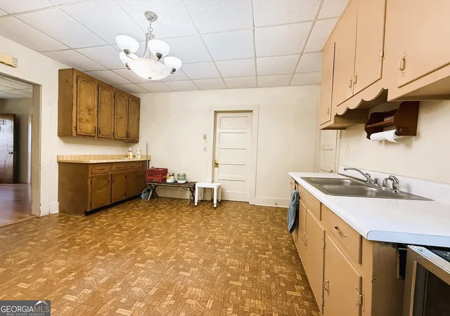 Photo 3 of Sale Pending at 509 Shelton Ave, Elberton, GA 30635 | MLS# 10852468 | Listing updated on 2026-10-01