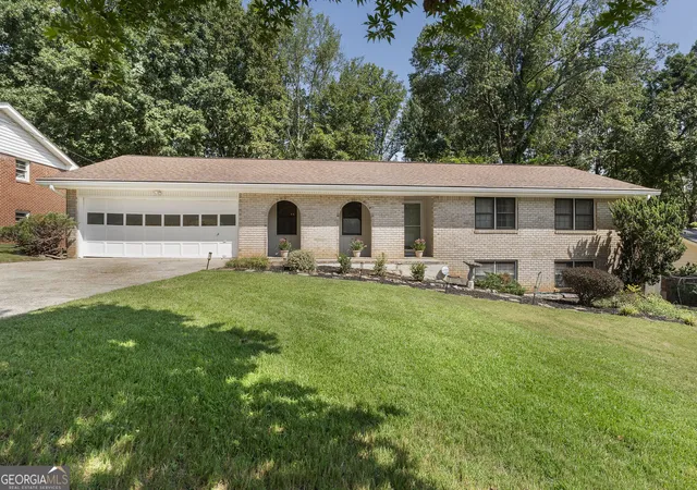 Photo 3 of Single family home for sale at 4480 Atlas Pl, Tucker, GA 30084 | MLS# 10843032 | Listing updated on 2026-09-11