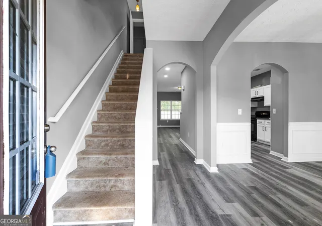 Photo 3 of Townhouse for sale at 6156 Shls Loop, Union City, GA 30291 | MLS# 10839328 | Listing updated on 2026-09-21
