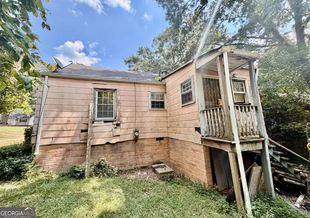 Photo 2 of Single family home for sale at 2661 Baker Ridge Dr Nw, Atlanta, GA 30318 | MLS# 10845888 | Listing updated on 2026-09-28