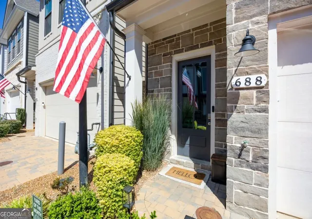 Photo 2 of Single family home for sale at 688 Stickley Oak Way, Woodstock, GA 30189 | MLS# 10841143 | Listing updated on 2026-09-20