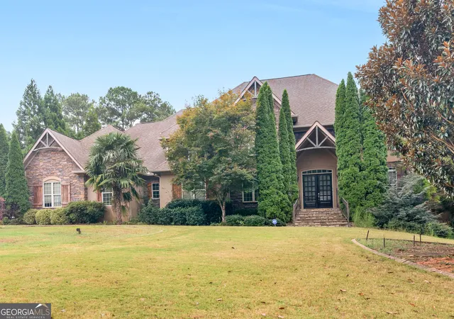 Photo 3 of Single family home for sale at 105 Whitestone Dr, Mcdonough, GA 30253 | MLS# 10851991 | Listing updated on 2026-10-08