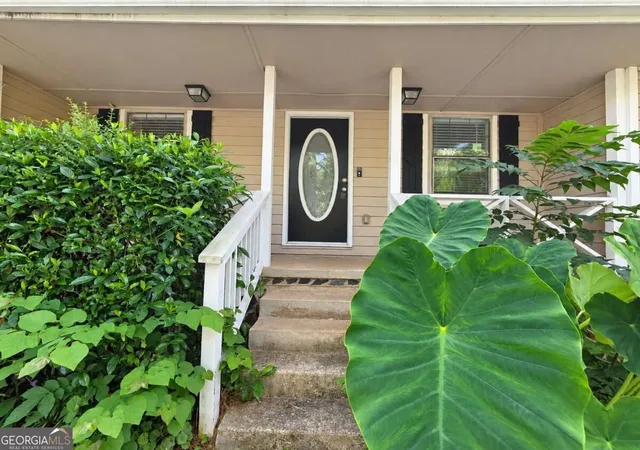 Photo 27 of Single family home for sale at 30 Smoke Rise Ct, Stockbridge, GA 30281 | MLS# 10842786 | Listing updated on 2026-09-10