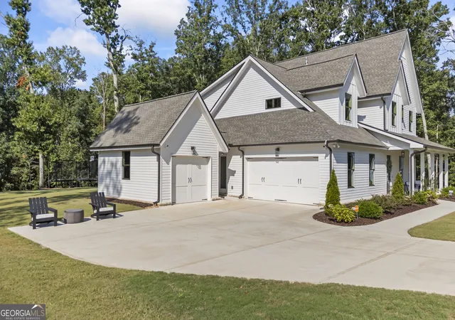 Photo 3 of Single family home for sale at 250 Ewing Way, Dacula, GA 30019 | MLS# 10853598 | Listing updated on 2026-10-09