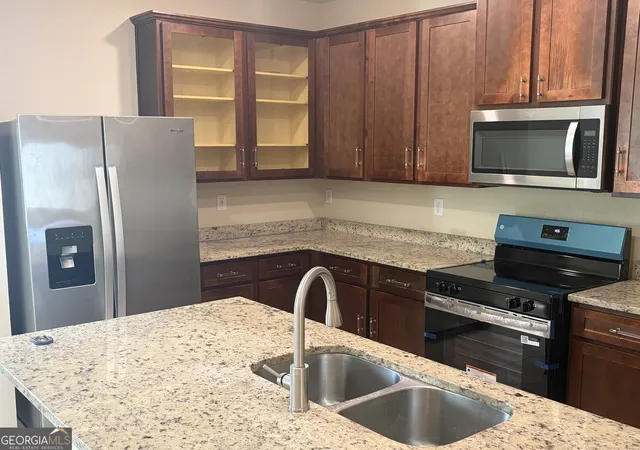 Photo 2 of Single family home for sale at 136 Al Jennah Blvd, Locust Grove, GA 30248 | MLS# 10841200 | Listing updated on 2026-09-22