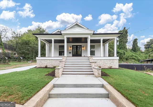 Photo 3 of Single family home for sale at 212 S Broad St Sw, Rome, GA 30161 | MLS# 10842127 | Listing updated on 2026-09-09