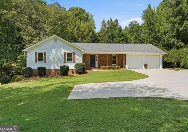 Photo 1 of Single family home for sale at 3758 Woodlane Rd, Gainesville, GA 30506 | MLS# 10838626 | Listing updated on 2026-09-14