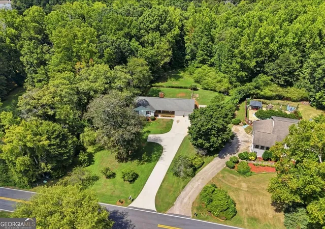 Photo 3 of Single family home for sale at 3758 Woodlane Rd, Gainesville, GA 30506 | MLS# 10838626 | Listing updated on 2026-09-14