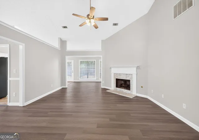 Photo 4 of Sale Pending at 4957 Overlook View Ct NW, Duluth, GA 30096 | MLS# 10852923 | Listing updated on 2026-10-05