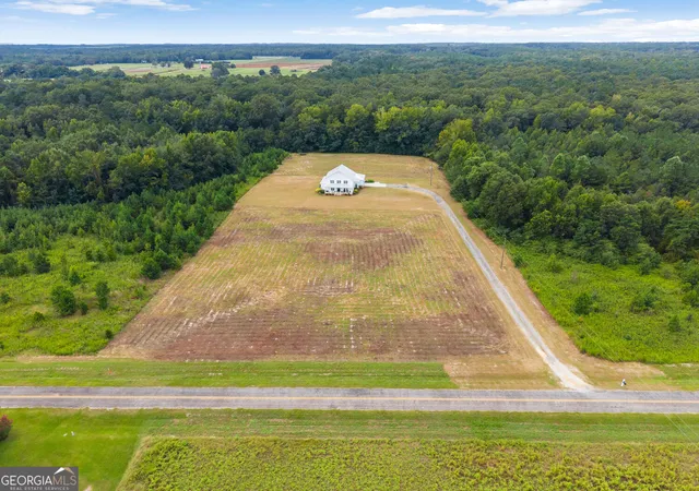 Photo 3 of Single family home for sale at 200 Smith Sapp Rd, Cochran, GA 31014 | MLS# 10844705 | Listing updated on 2026-09-11