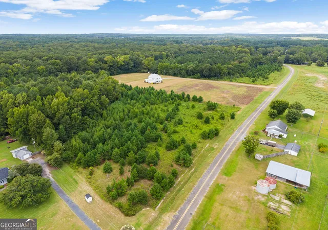 Photo 3 of Single family home for sale at 200 Smith Sapp Rd, Cochran, GA 31014 | MLS# 10844705 | Listing updated on 2026-09-11