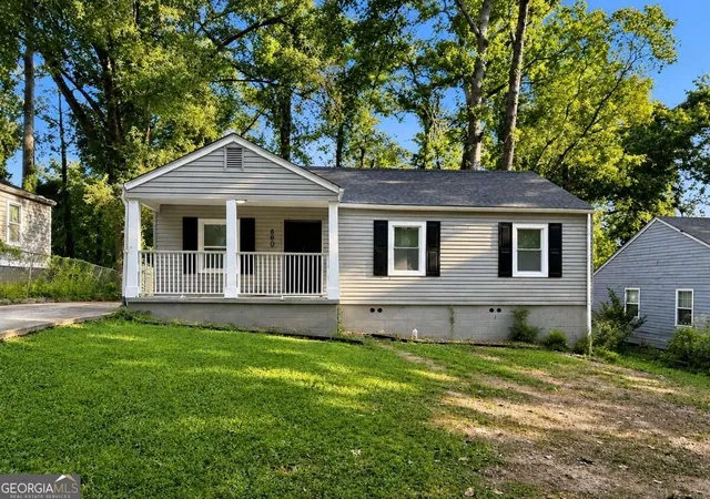 Photo 1 of Sale Pending at 890 Mcwilliams Rd Se, Atlanta, GA 30315 | MLS# 10838320 | Listing updated on 2026-09-10