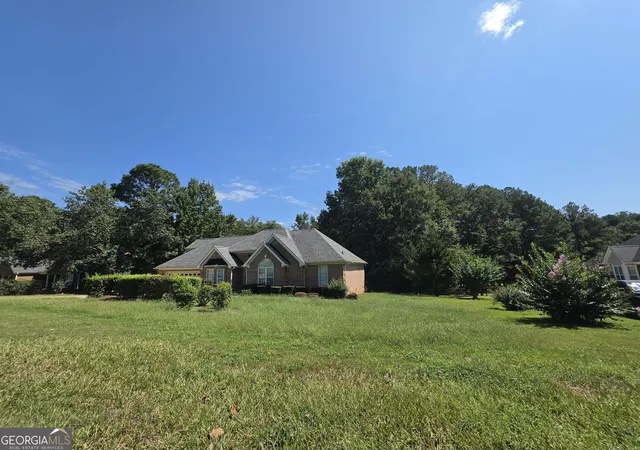 Photo 2 of Single family home for sale at 134 Turner Crk Dr, Hampton, GA 30228 | MLS# 10846041 | Listing updated on 2026-09-28