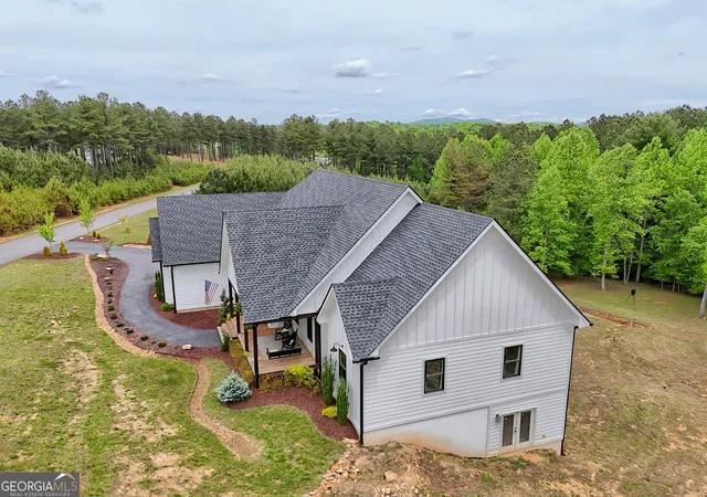 Photo 3 of Single family home for sale at 1424 Ridge Pointe Way, Blairsville, GA 30512 | MLS# 10837068 | Listing updated on 2026-09-15