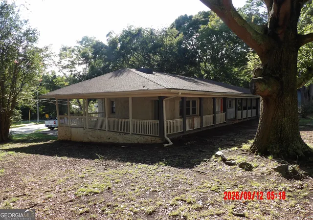 Photo 3 of Single family home for sale at 202 Lovvorn Rd, Carrollton, GA 30117 | MLS# 10846424 | Listing updated on 2026-09-30