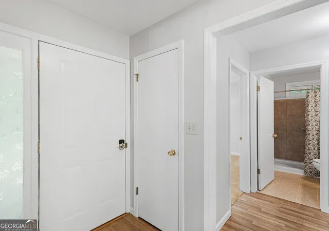 Photo 4 of Single family home for sale at 918 S Mcdonough Rd, Griffin, GA 30224 | MLS# 10811645 | Listing updated on 2026-10-08